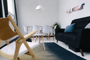 white-room-navy-sofa